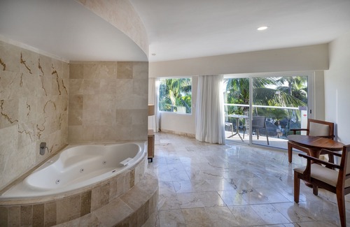 Playacar Resort | Viva Azteca by Wyndham, A Trademark All Inclusive Resort