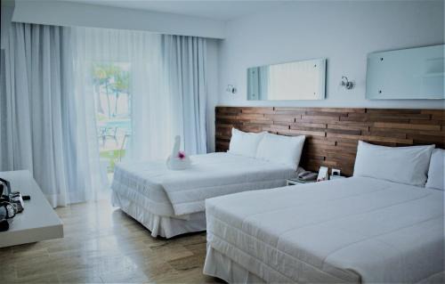 Cabarete Resort | Viva Tangerine by Wyndham, A Trademark All Inclusive