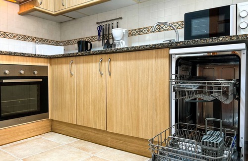 Blanes Apartment | Vivalidays Montserrat - Blanes