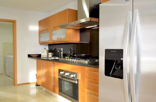 Puerta de Hierro Apartment | Vive cerca de Andares!