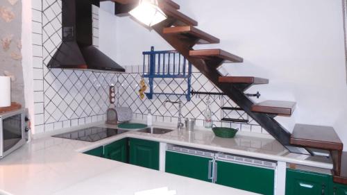Burunchel House | Vivienda rural fuente de los gusarapos