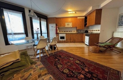 Jaca House | Vivienda Vacacional Para los Meses de Verano