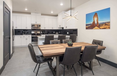Moab South Valley Apartment | Vizcaya #11 - Moab's Newest Luxury Rental