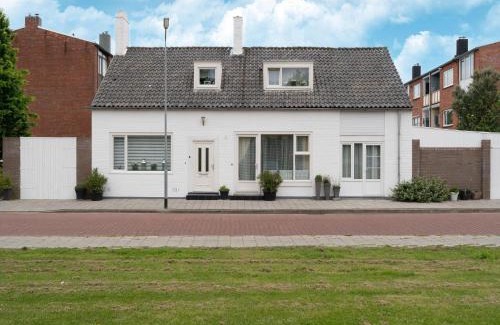 Vlissingen House | Vlissingen Home Near the Beach