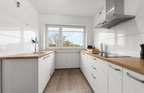 Heißen Apartment | VlNFUL2: Premium apartment | balcony | parking space