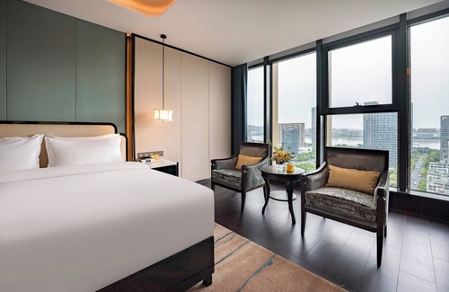 Hangzhou Hotel | voco Hangzhou Binjiang Minghao by IHG