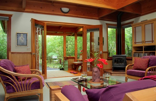 Volcano Bed & Breakfast | Volcano Rainforest Retreat