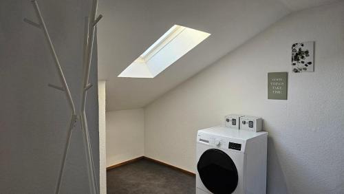 Herford Apartment | Vollausgestattet, Autobahn Nähe, Netflix, YouTube Amazon Prime im Zimmer