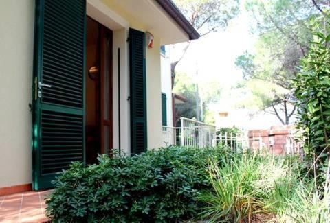 Marina di Castagneto Carducci Apartment | Volturnus a soli 150m dal mare con WI FI