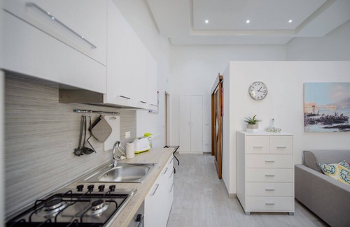 Vomero Apartment | Vomero, close to Metro 1, bars restaurants and shopping ☀️JOLI MIRANDA Apartment