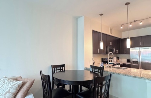 Grantville Apartment | Vora Mission Valley East– Elegant 1BRs with quartz kitchen and resort-style pool