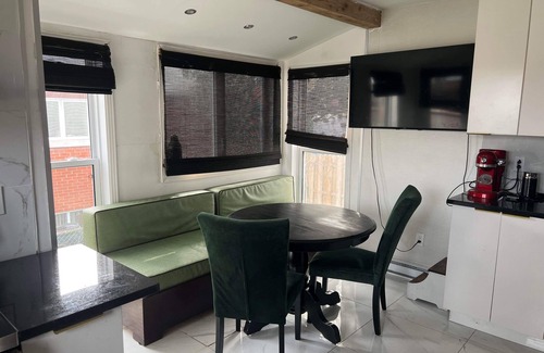 Griffintown House | Votre été Dans une Maison Luxueuse Avec Piscine