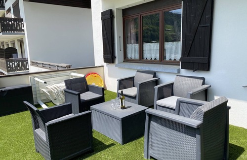 Les Gets Apartment | Vraiment ski au pieds á 150m du ESF et center, agréable app avec terrasse