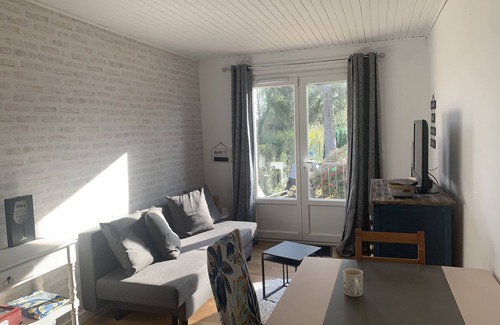 Thorigny-sur-Marne Bed & Breakfast | Vrbo Property