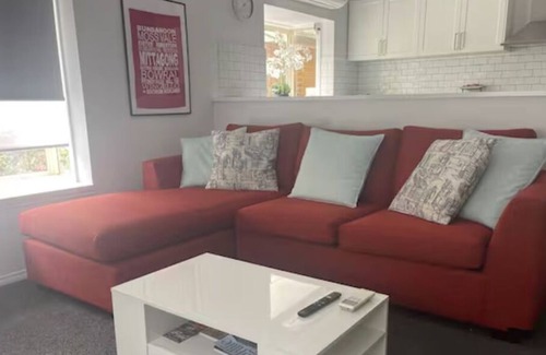 Moss Vale Villa | Vrbo Property