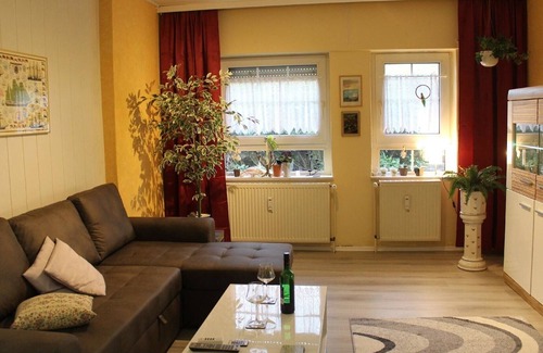 Jaderaltendeich Apartment | Vrbo Property