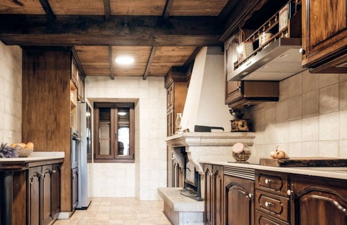 Laracha House | Vrbo Property