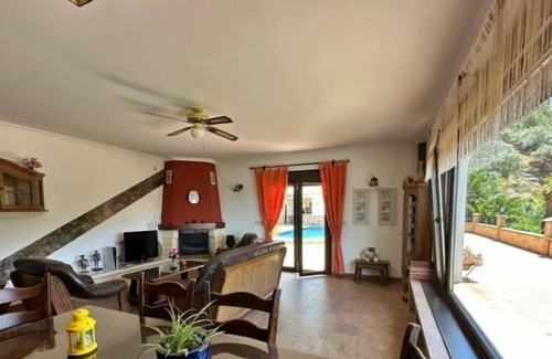 Sayalonga Cottage | Vrbo Property