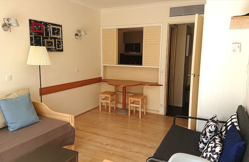 Gambetta Apartment | Vrbo Property