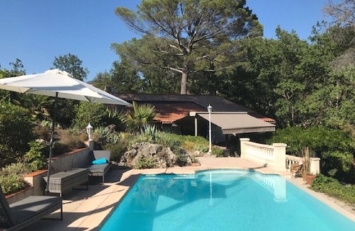 Figanieres House | Vrbo Property