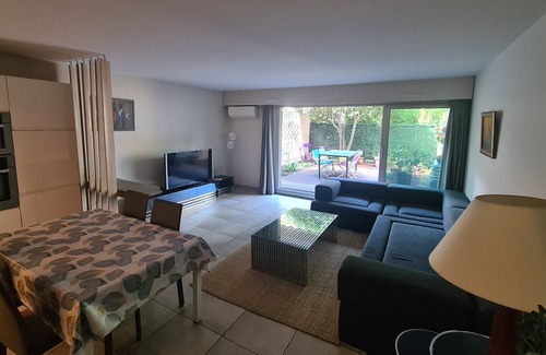Tamaris Apartment | Vrbo Property