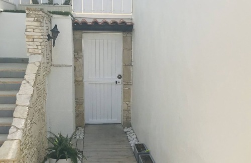 Mazargues House | Vrbo Property