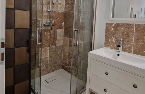 Faubourg Apartment | Vrbo Property