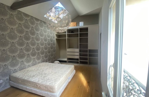 Parapluies House | Vrbo Property