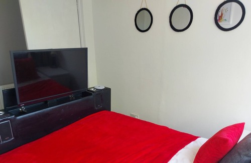 Milton Keynes House | Vrbo Property