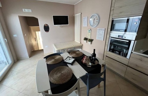 Municipio 5 Apartment | Vrbo Property