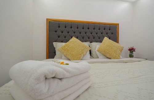 Luis Jimenez Figueroa Apartment | Vrbo Property