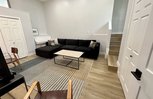 Playa Del Rey House | Vrbo Property