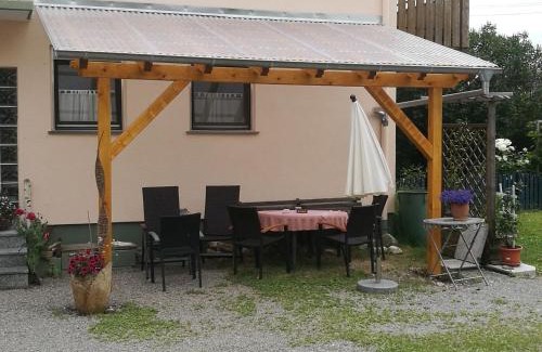 Muehlingen Apartment | Vronis Ferienwohnungen