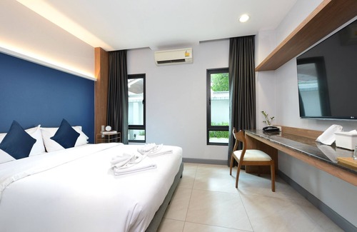 Phra Khanong Hotel | VST Punnawithi