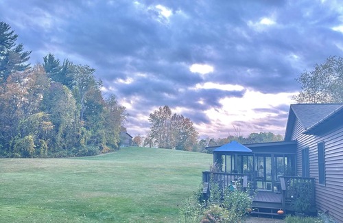 Bennington House | VT at its best! Near hiking trails, museums & colleges.