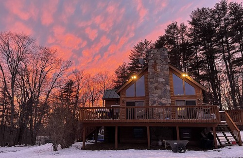 Cavendish Cabin | VT Cabin minutes from Okemo