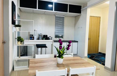Kampung Tanjung Kapur Apartment | VTH Homestay Drawbridge Ladang Tanjung, Kuala Terengganu with POOL, Drawbridge, KTCC Mall, Pasar Payang