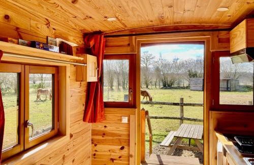 La Chapelle-Cecelin House | Vue Poneys, 40min Mt St Michel 30min Mer Draps Serviettes Baie Normandie Cottage