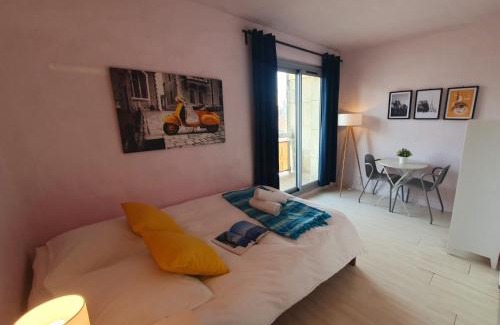 Louis Bertrand-Mirabeau-Semard Apartment | Vue sur Paris