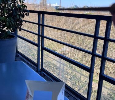 Issy-les-Moulineaux Apartment | Vue sur Tour Eiffel