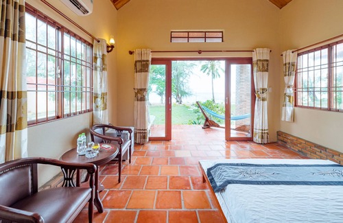 Cua Can Village Hotel | Vung Bau Resort