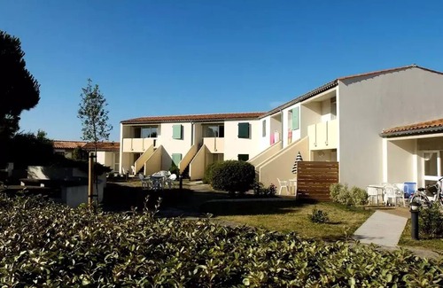 Sainte-Marie-de-Re Apartment | VVF Île de Ré Sainte-Marie-de-Ré * - "Garden level" apartment, 3 rooms, 5 people