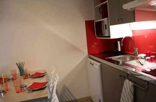 Collonges-la-Rouge Apartment | VVF Collonges-la-Rouge * - 3 Room Gîte 5 People 2 babies 2 shower rooms