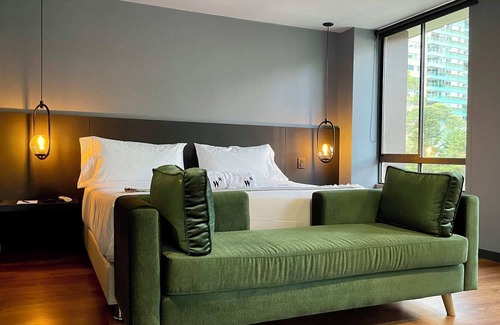 Los Naranjos Apartment | w* | Astounding Duplex in Poblado