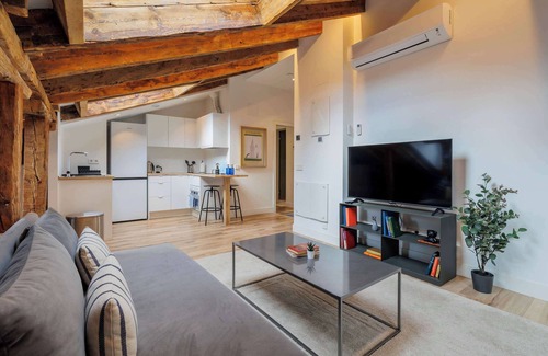 Palacio Apartment | w* | Splendid Loft at Palacio Real