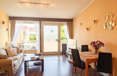 Lichtenhain House | W3 - Urlaubsmagie - Maisonette-Wohnung mit Pool
