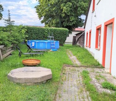 Lichtenhain House | W3 - Urlaubsmagie - Maisonette-Wohnung mit Pool