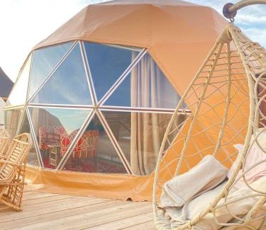 Wadi Rum Hotel | Wadi Rum Desert Tours and Glamping with Hussein
