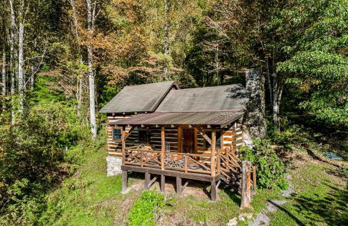 Canton Apartment | Wagon Gap Trail: Lodge Lórien