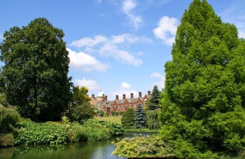 Yaxham House | Wagtail Barn